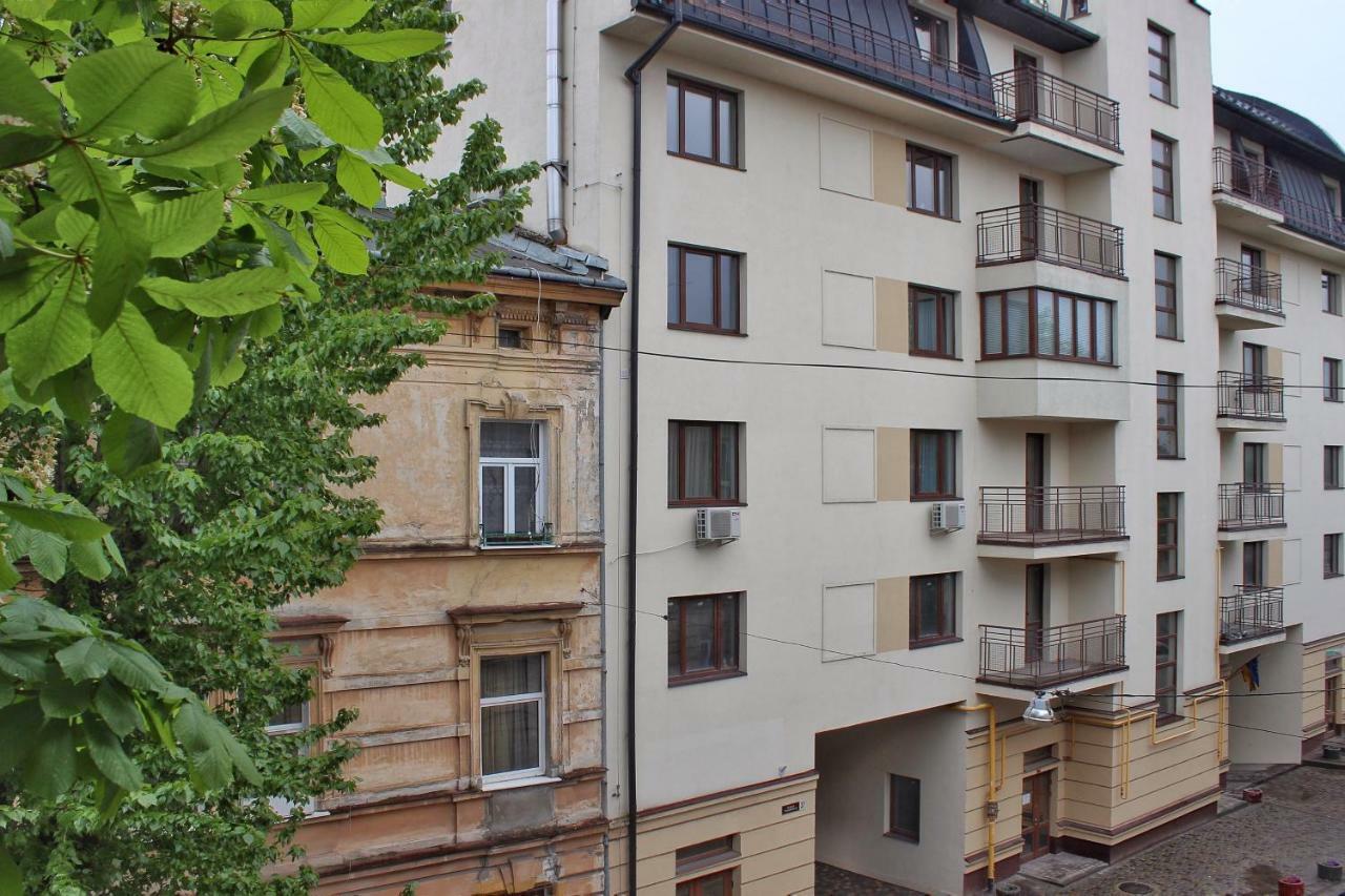 Квартира По Вулиці Голубовича 42 Біля Вокзалу Комфортна Повноцінна Стильна Liov Exterior foto